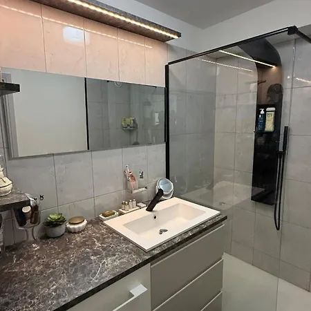 Modern With Sunny Terrace 니스